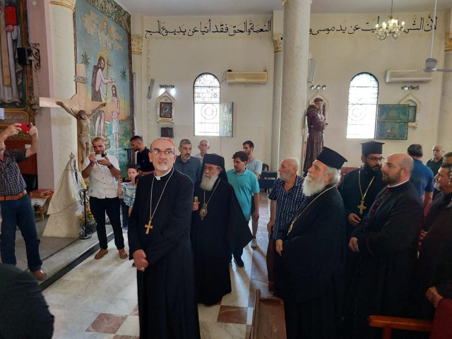 "اللجنة الرئاسية العليا لشؤون الكنائس في فلسطين" تُثمّن زيارة بطاركة القدس إلى غزة وتؤكد على دعم صمود المسيحيين والسكان في ظل العدوان الإسرائيلي