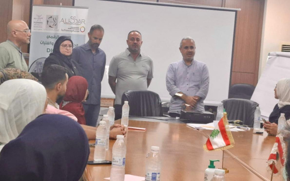 ندوة حول "غياب الدور الرقابي للأهل" في بلدية صور