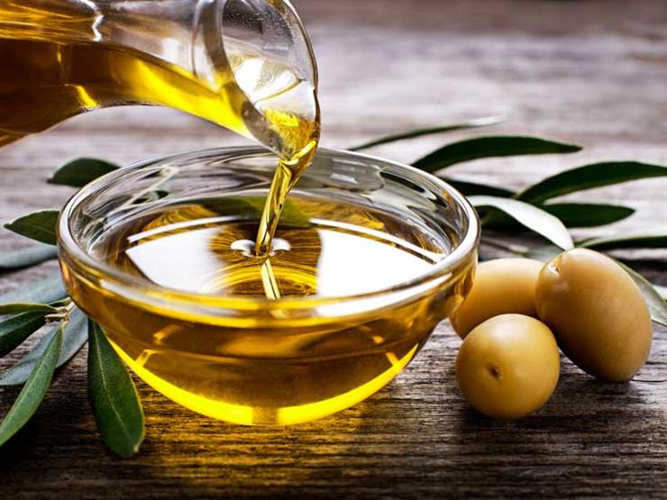 مداهمة للجمارك في صيدا... وضبط زيت زيتون مغشوش