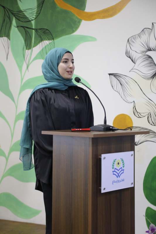 "معاً نزرع الأمل.. ننتصر للحياة".. لقاء مع الأخصائية راغدة دهيني في "ثانوية السفير" باليوم العالمي لسرطان الأطفال