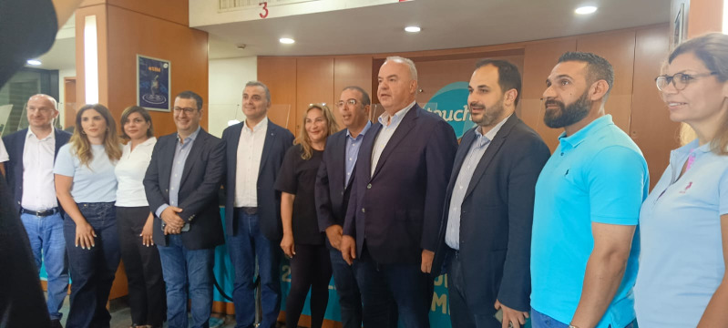 الحاج يجول على "اوجيرو" ومركزي "الفا" و"تاتش" في صيدا: وقعنا على انشاء نظام الفايبر اوبتيك في المدينة