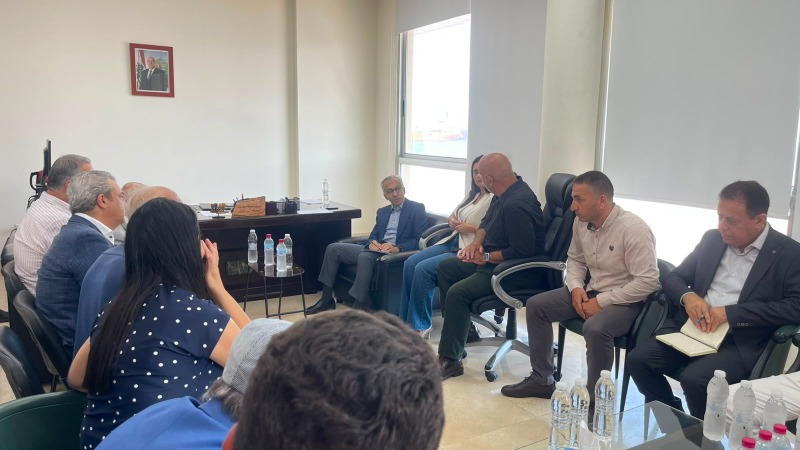 الوزير البساط في صيدا: جولة ميدانية تشمل المرفأ والأسواق ولقاءات مع فعاليات المدينة