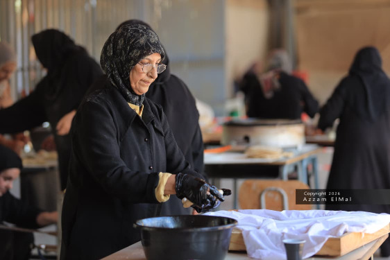 يوم قروي في مركز استقبال النازحين بمعهد صيدا الفني يعيد لأهالي الجنوب أجواء الضيعة