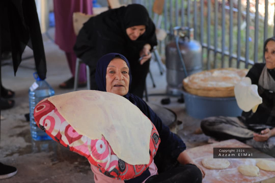 يوم قروي في مركز استقبال النازحين بمعهد صيدا الفني يعيد لأهالي الجنوب أجواء الضيعة
