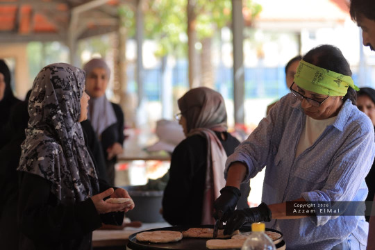 يوم قروي في مركز استقبال النازحين بمعهد صيدا الفني يعيد لأهالي الجنوب أجواء الضيعة