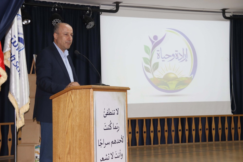 "ثانوية السفير" تُطلق عامها الدراسي الجديد تحت شعار "إرادة وحياة " برعاية الشّاعر محمّد مهدي ناصر الدّين