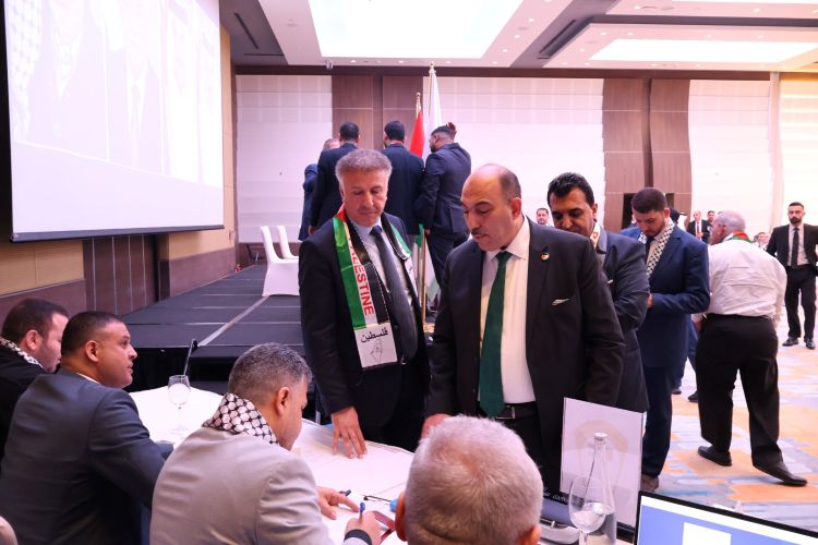 الرئيس عباس يهنئ الفائزين بعضوية المجلس الوطني الجديد ممثلين عن الجالية الفلسطينية في قطر