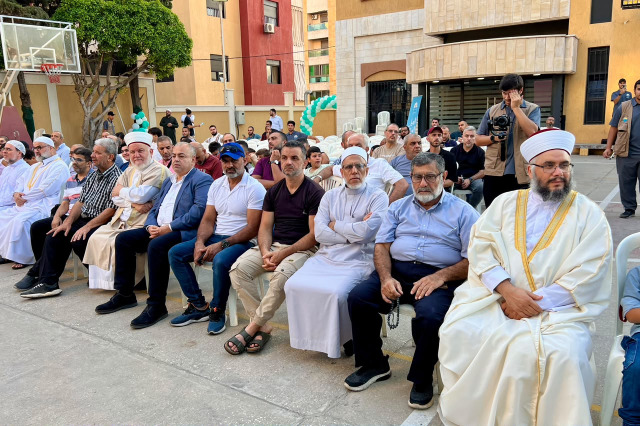 حفل تخريج طلاب دورات مسجد الحسين في صيدا بمشاركة 400 طالب