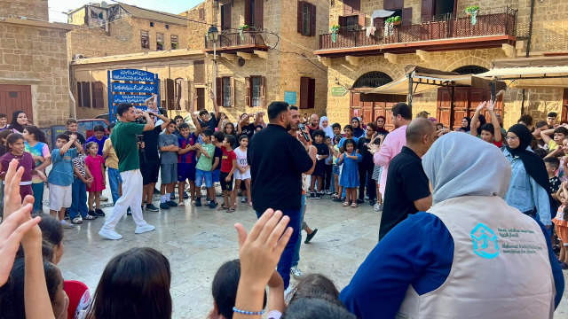 300 حقيبة مدرسية و300 ضحكة في مبادرة إنسانية لـ"جمعية محمد عبد الحليم جمعة الخيرية" في صيدا