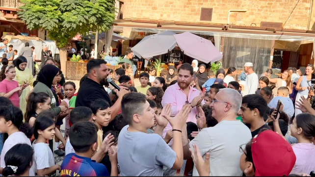 300 حقيبة مدرسية و300 ضحكة في مبادرة إنسانية لـ"جمعية محمد عبد الحليم جمعة الخيرية" في صيدا