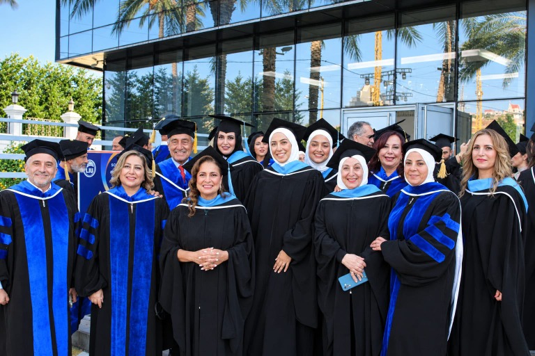 الجامعة اللبنانية الدولية LIU فرع صيدا تحتفل بتخريج طلابها للعام 2026 برعاية النائب حسن مراد