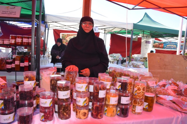 جمعية جبل عامل الإنمائية افتتحت معرضها خيرات أرضي في الغازية برعاية الوزير نزار