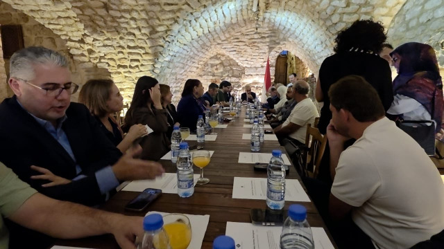 من المرفأ إلى الاستثمار.. البساط  وحجازي يبحثان خارطة النهوض الاقتصادي لصيدا