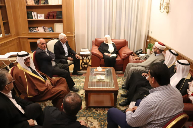 بهية الحريري تلتقي حجازي ووفداً من عشائر "شهابية الفاعور" وتهنئ الأسمر بانتخابه رئيساً لـ"الضمان"