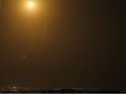 سقوط صاروخ قرب ديمونا أطلق من سوريا