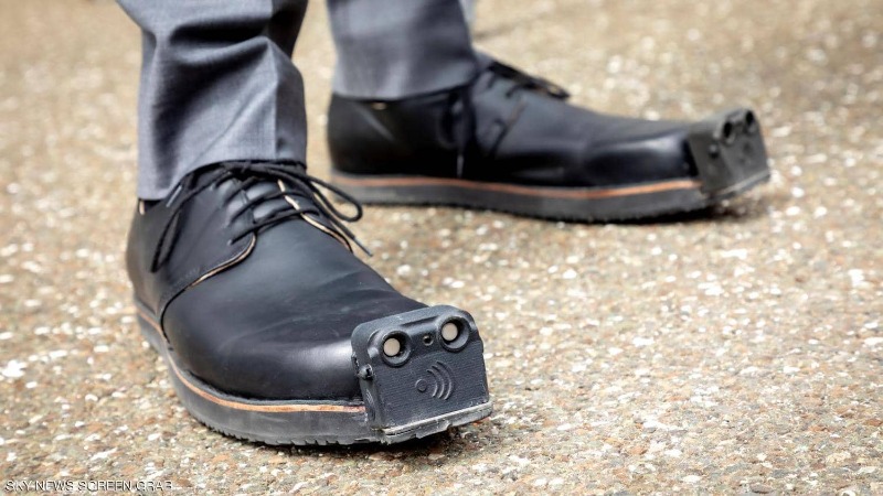 حذاء جديد يجعل حركة المكفوفين أكثر أماناً