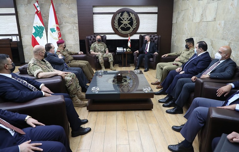 قائد الجيش استقبل وفد رئاسة الوزراء العراقية