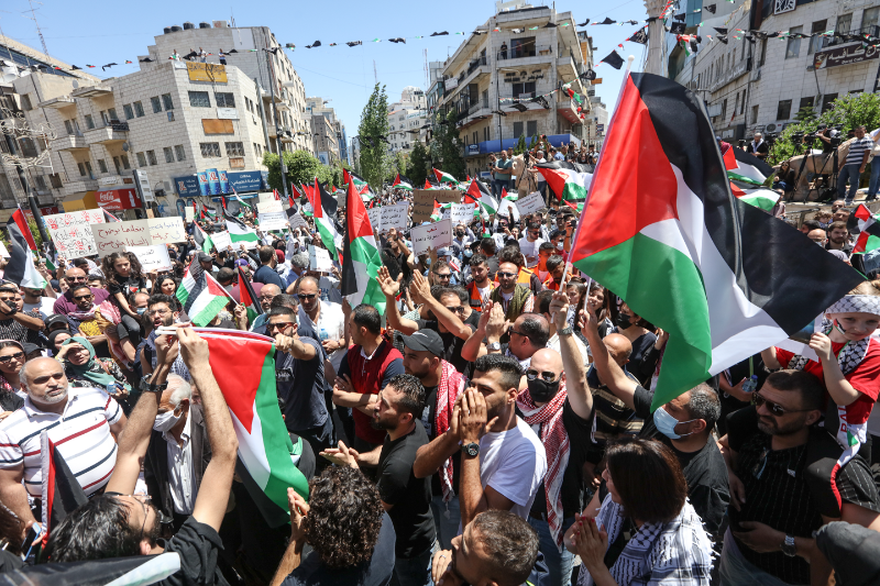 مسيرات في الضفة وأراضي 48 تنديدا بالعدوان الإسرائيلي على الشعب الفلسطيني
