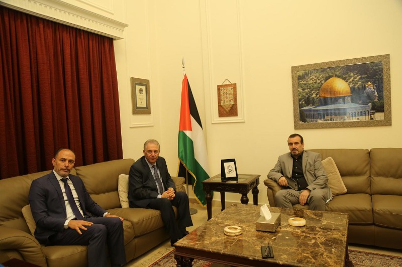 سفيرا الجزائر وتونس يزوران سفارة فلسطين تضامناً مع الشعب الفلسطيني