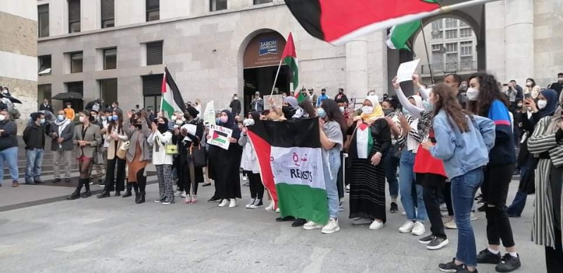 تجمع الشباب الفلسطيني في ايطاليا يقيم تظاهرة حاشدة في بريشيا تنديداً بالعدوان الأخير على غزة