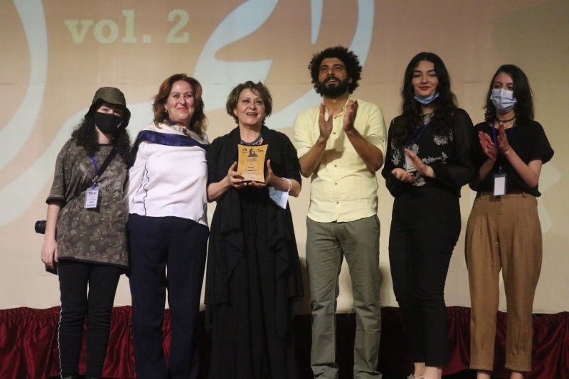 مسرح إسطنبولي يفتتح مهرجان لبنان المسرحي لمونودراما المرأة