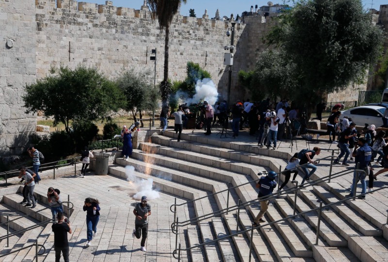 دائرة القدس تحذر من اندلاع موجة غضب جديدة في حال إقامة "مسيرة الأعلام"