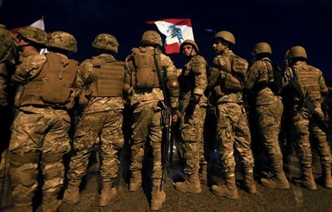 "تقريرٌ بريطاني" يتوقع انهيار وشيك.. ماذا لو عجز الجيش اللبناني عن إطعام جنوده؟