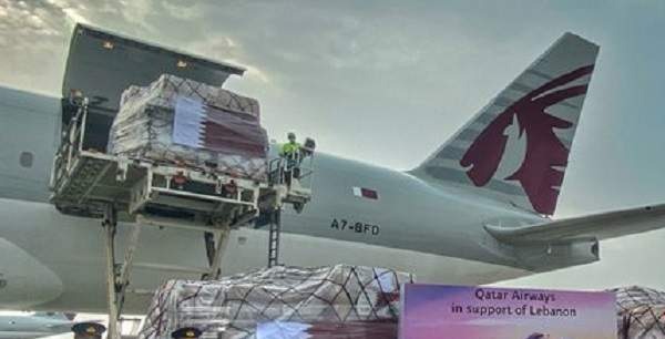 وصول طائرة قطرية محملة بـ70 طنا من المواد الغذائية هبة للجيش اللبناني