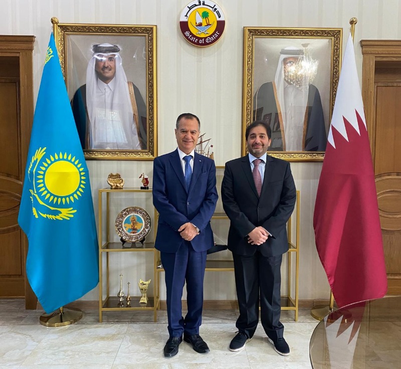 لقاء يجمع سفيري قطر وفلسطين بمقر السفارة القطرية بكازاخستان