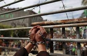 عشية العيد.. آلاف الفلسطينيين مغيبون قسرا عن أسرهم في سجون الاحتلال