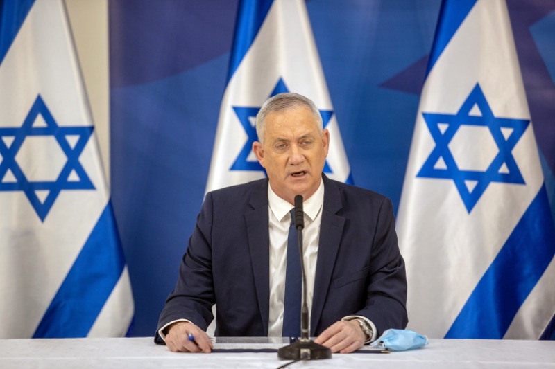 وزير الدفاع الإسرائيلي يبدأ مشاورات أمنية بشأن التصعيد على الحدود مع لبنان