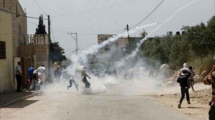 إصابات بالاختناق خلال قمع قوات الاحتلال مسيرة كفر قدوم الأسبوعية