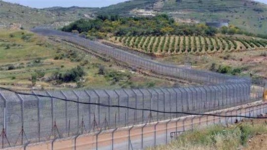 وسائل إعلام إسرائيلية تتحدث عن القاء القبض في الأراضي المحتلة علي مشتبه به حاول التسلل عبر الحدود مع لبنان