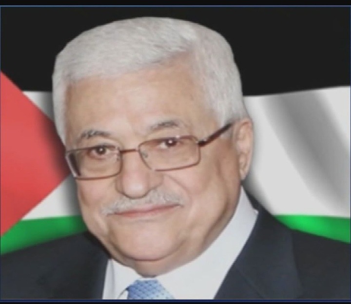 الرئيس عباس يعزي بوفاة فتحي أبو جيش