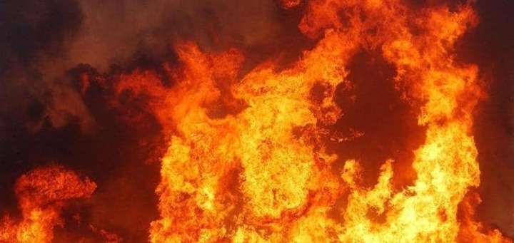 إخماد حريق في حلبا
