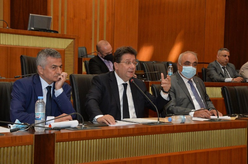 ماذا يحصل بين لجنة المال والموازنة ومصرف لبنان؟!