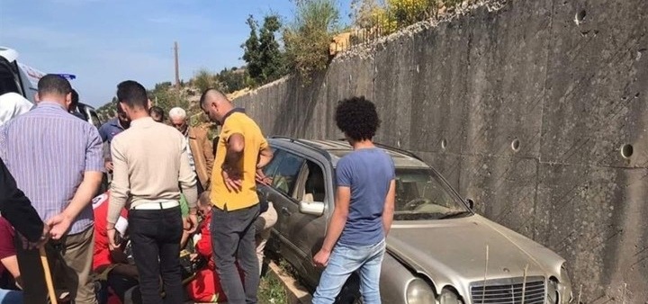 جريحان في حادث سير على طريق كفربنين حوارة في الضنية