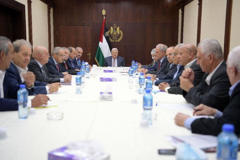 الرئيس عباس يترأس اجتماع اللجنة التنفيذية ويؤكد ضرورة مواجهة الحقيقة مع سلطة الاحتلال وتنفيذ قرارات الشرعية الدولية