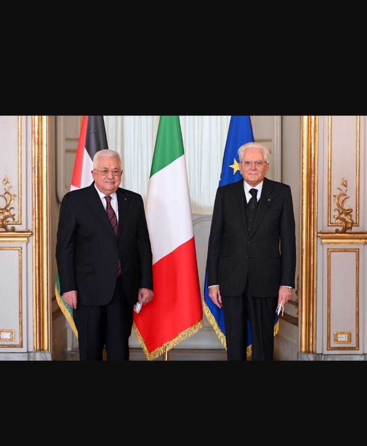 الرئيس عباس يجتمع بالرئيس الإيطالي