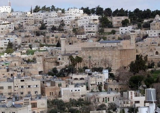 محكمة إسرائيلية تجيز للمستوطنين تغيير معالم الحرم الابراهيمي التاريخي