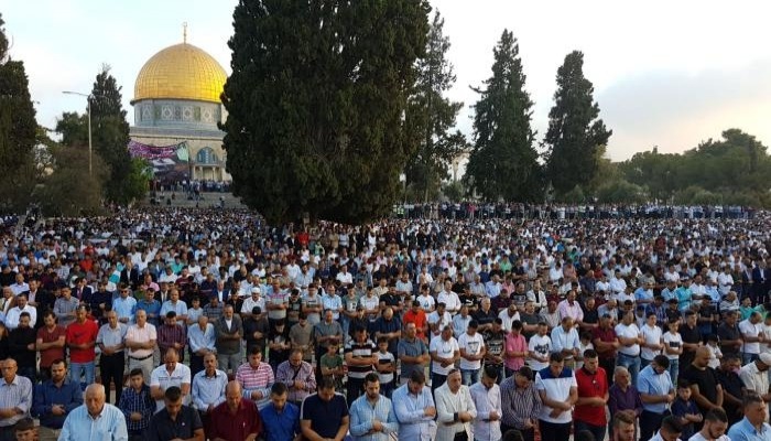 45 ألفا يؤدون الجمعة في المسجد الأقصى
