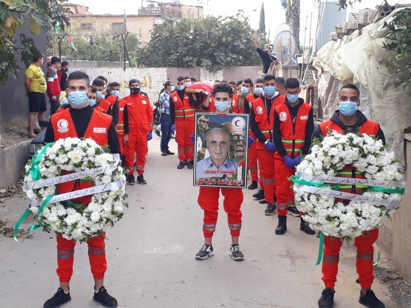 جمعية الهلال الأحمر الفلسطيني في مستشفى الهمشري تشيع الطبيب أحمد فهد وتضع أكاليل من الزهور باسم  السفير أشرف دبور ومستشفى الهمشري