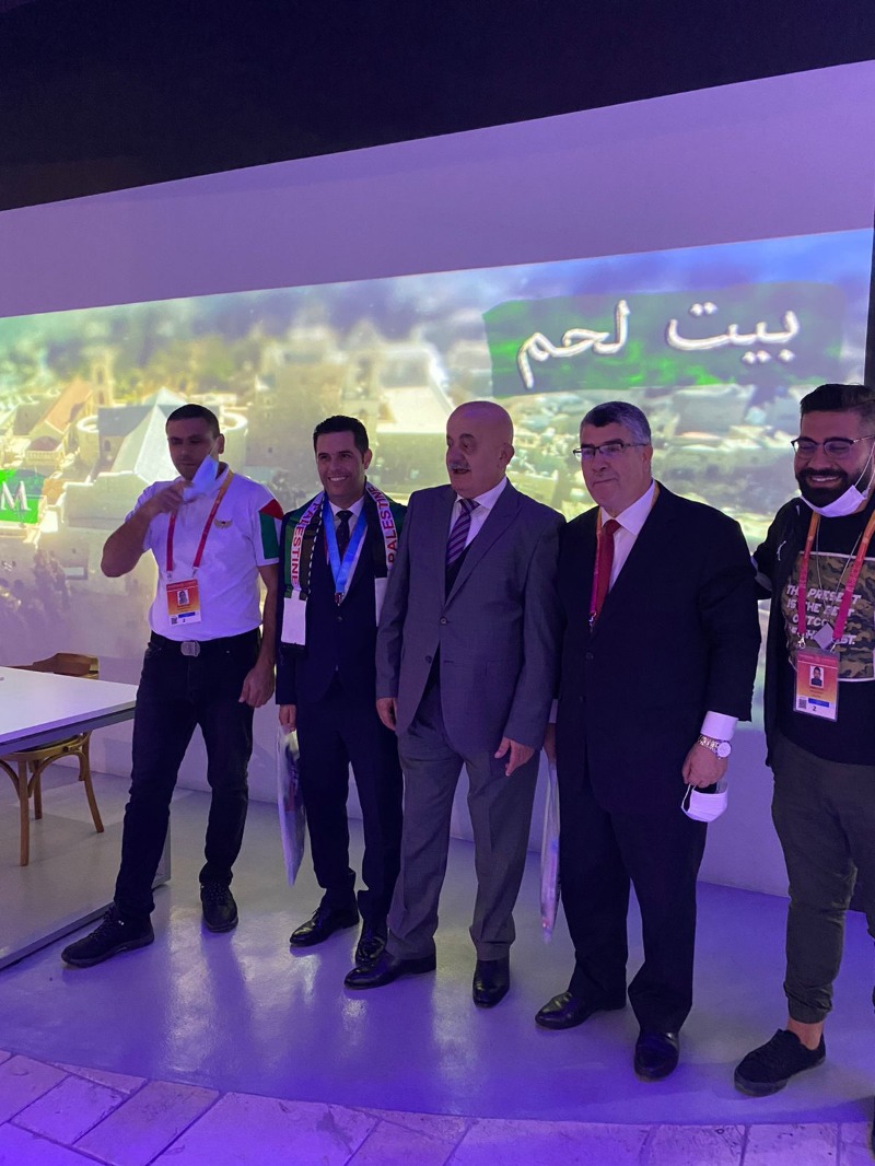 السفير يونس يستقبل السفير الجزائري في الامارات بجناح فلسطين في "اكسبو دبي 2020"