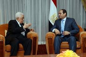 الرئيس عباس  يجتمع مع نظيره المصري