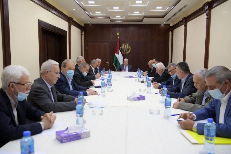 تحضيرات عقد "المركزي" الفلسطيني لاتخاذ قرارات مصيرية: إعادة انتخاب الرئيس عباس رئيساً للمُنظّمة وترتيب اللجنة التنفيذية