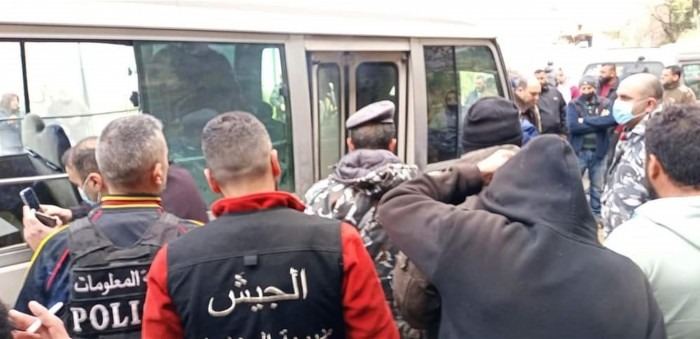 بالصور: مقتل شاب بطلق ناري في منطقة لبنانية... كيف عثروا عليه؟!