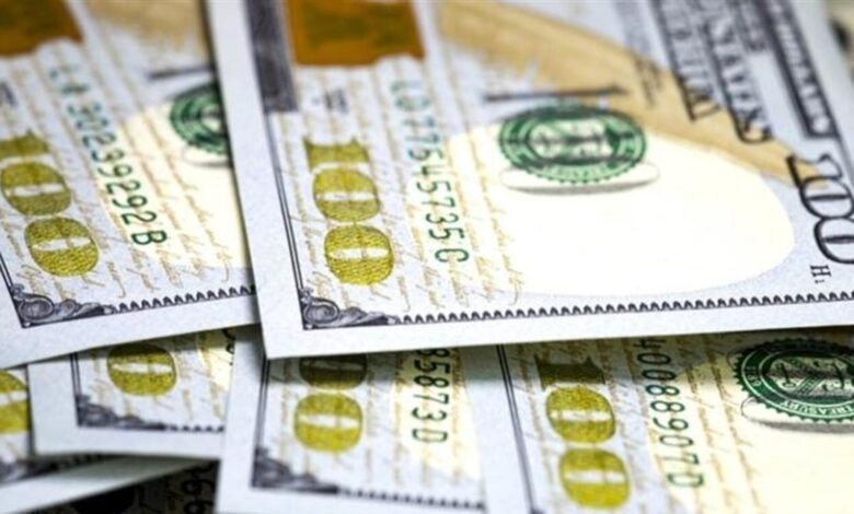 كيف افتتح الدولار صباحاً في السوق الموازية؟