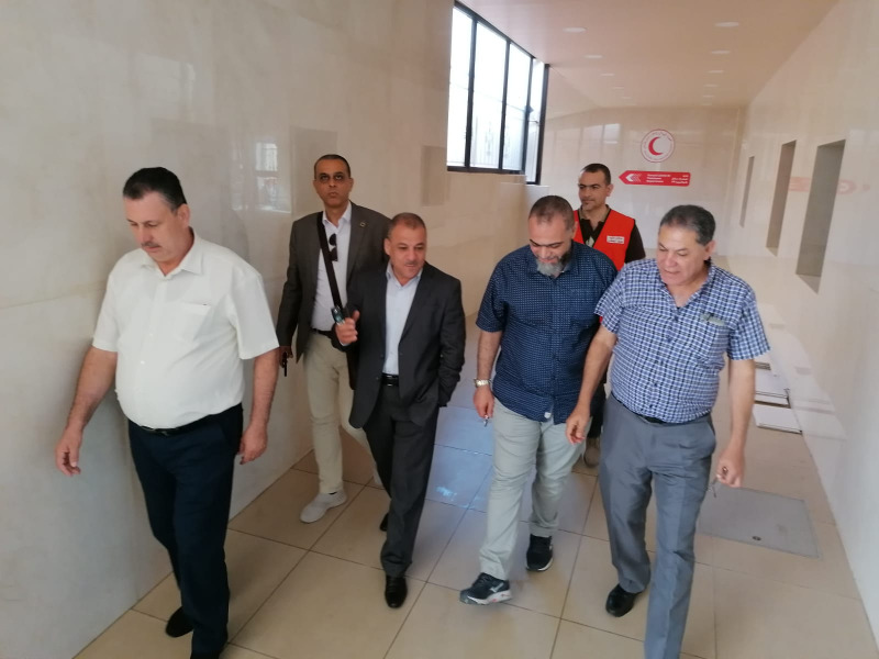 وفد نقابة أطباء الأسنان الفلسطينية يزور مستشفى الهمشري ويلتقي بمديرها العام