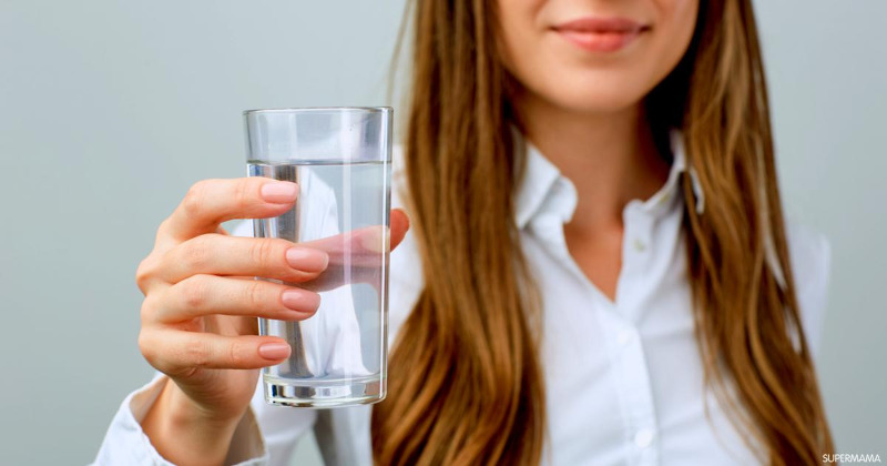 عدم شرب كمية كافية من الماء في الطقس الحار قد يؤدي الى جلطات دموية