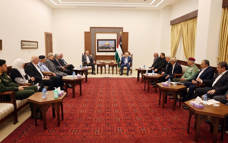 الرئيس عباس يستقبل مجلس أمناء جامعة الاستقلال الجديد برئاسة الفريق الحاج إسماعيل جبر